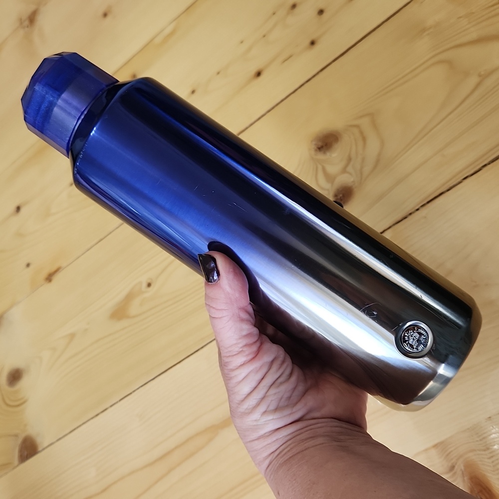 Starbucks 2023 Silver Glacier Blue Ombre Jewel Lid Stainless Stee Bottle Tumbler